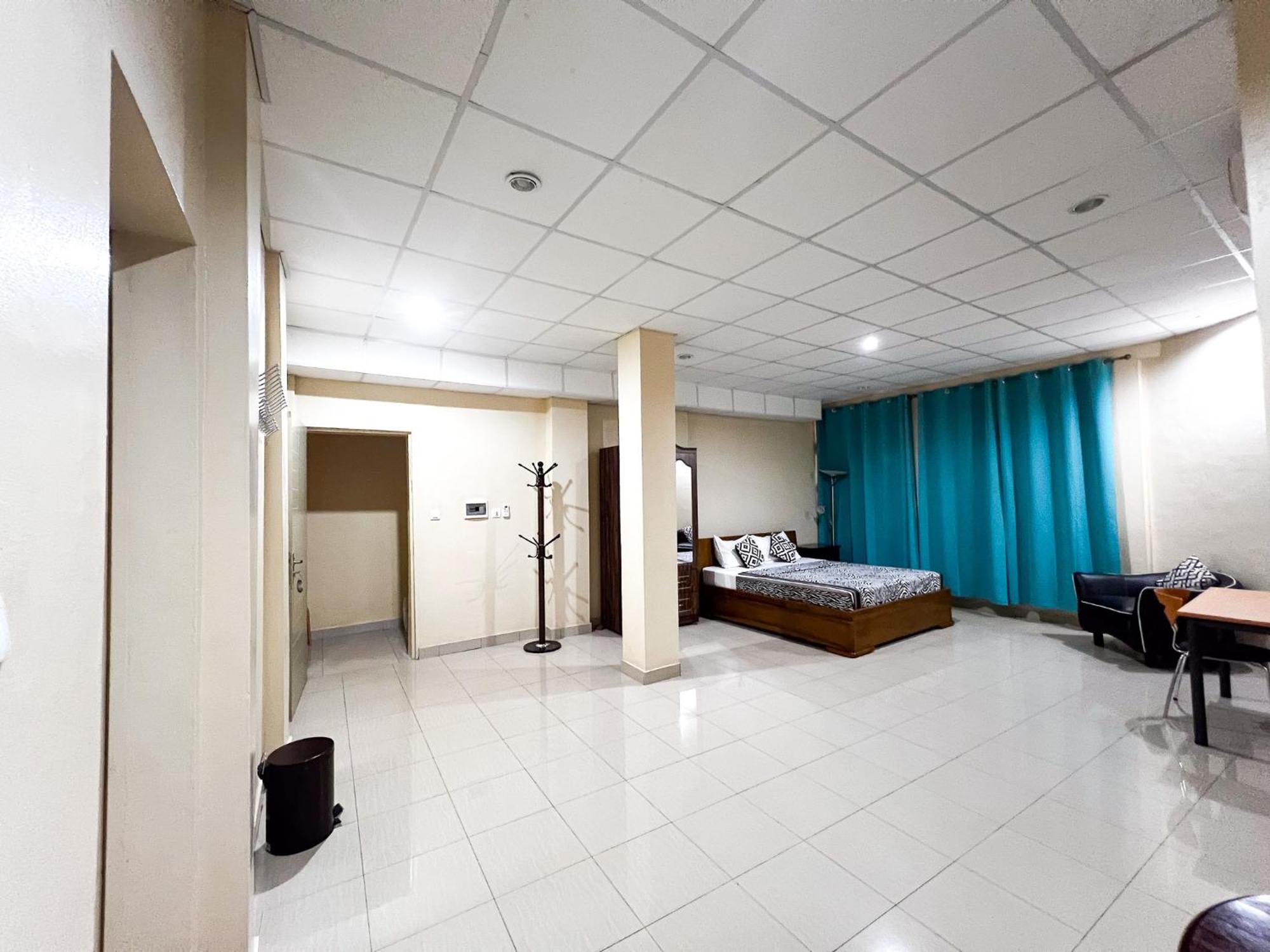 Hotel Les Fleurettes 瓦加杜古 外观 照片